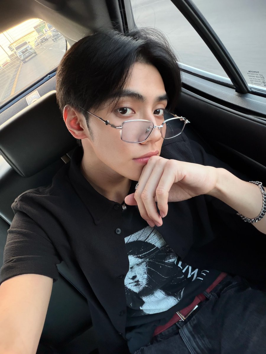 PEEMWASU tweet media