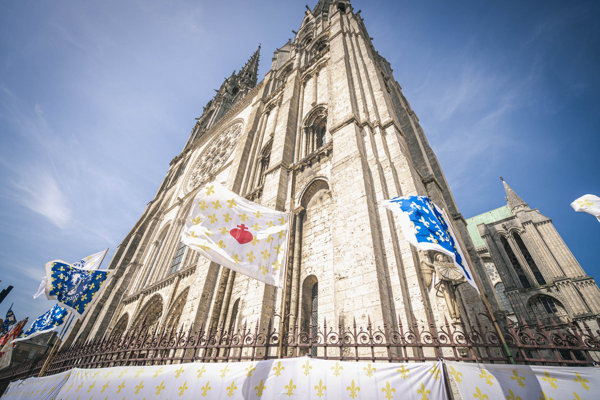Notre-Dame de Chrétienté tweet media