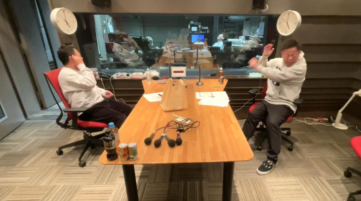 tonarinoshikibu's tweet photo. ダイアンのラジオさんは切り抜く瞬間が毎回良い

#ラジオさん https://t.co/pNk4bWegcB