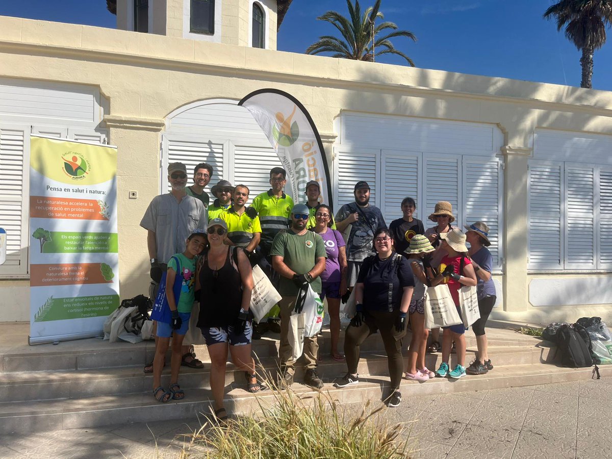 auroracet's tweet photo. 🌱 Nova jornada de voluntariat als Muntanyans i el Gorg! Hem aplicat proves amb metodologia #OpenStandards per al control d’espècies invasores
👣Gran participació i molt bona valoració!
 🔗https://t.co/qgZrbEOW3M
📣 #AjutsMAP @transicioeco
#AssociacióAurora #voluntariatambiental https://t.co/kb2FrdT6bH