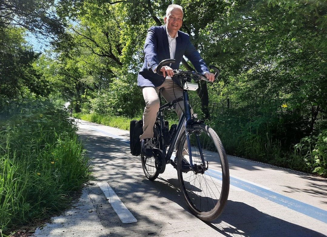 CUSGPZeist's tweet photo. Ben je erbij? Welkom.
https://t.co/KoGskhYQA2

#zeist #christenunie #sgp #OpstaanVoorHetGoede https://t.co/A8ryH4EGqa