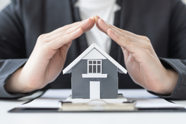 Acovall's tweet photo. ¿Vuelves a tu segunda vivienda tras meses cerrada? 🏡
Revisa desagües y tuberías antes de usarla para evitar atascos y malos olores.

Te lo contamos en nuestro blog 👇
https://t.co/W9PSpUKeqr
📞 983 39 43 43

#Acovall #saneamiento #desatascos #Valladolid https://t.co/9AssYTJ0wJ