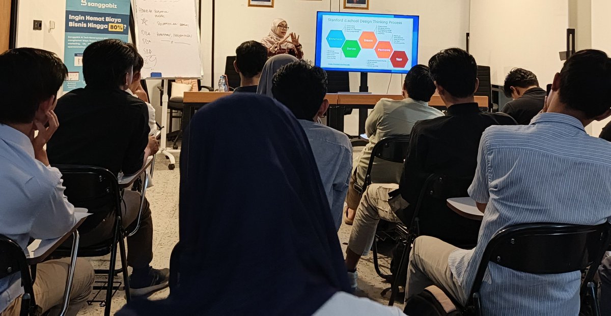samonoonchain's tweet photo. An empathy map is a visual tool collaboratively used to understand user experiences. https://t.co/G7amC3tyZE