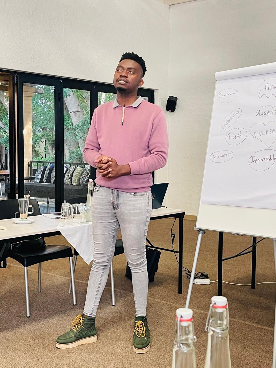 KARABO KESEGOFETSE 🌄 tweet media