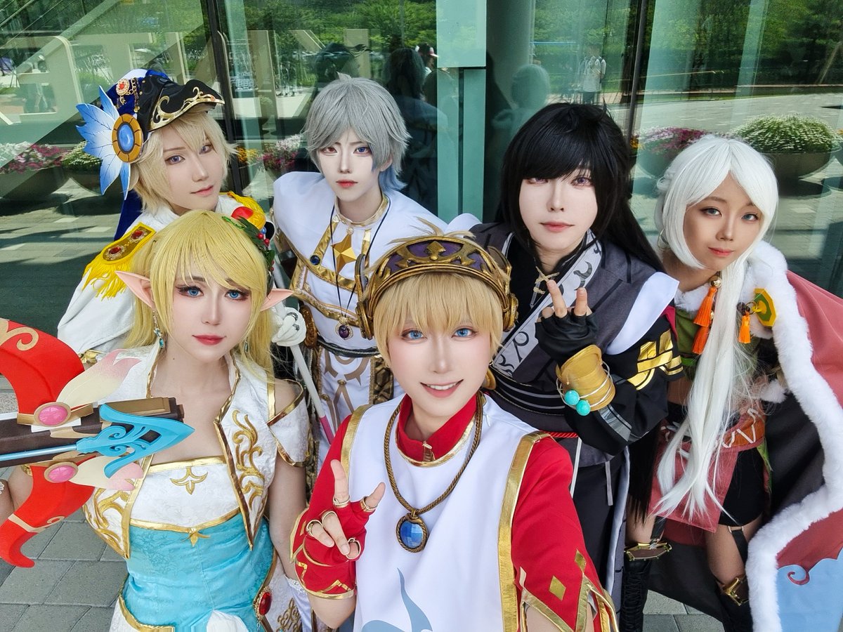 x14110x's tweet photo. 𝑯𝑬𝑹𝑶𝑬𝑺💫

#메이플스토리 #Maplestory 🍁 https://t.co/zKgXDpqjF1