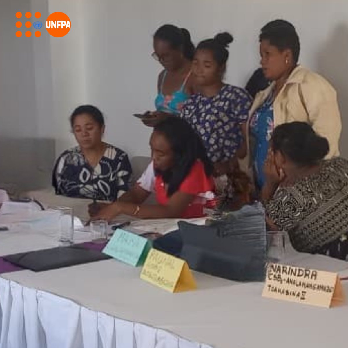 UNFPAMadagascar's tweet photo. 🌪️ Climate crises make #SRH needs even more urgent!

In the Atsinanana region, recently affected by #Gezani🌀, 3⃣0⃣ health prog. managers are now better equipped to deliver life-saving sexual &amp; #ReproHealth services through the Minimum Initial Service Package (MISP). https://t.co/xA7y3HG1mc