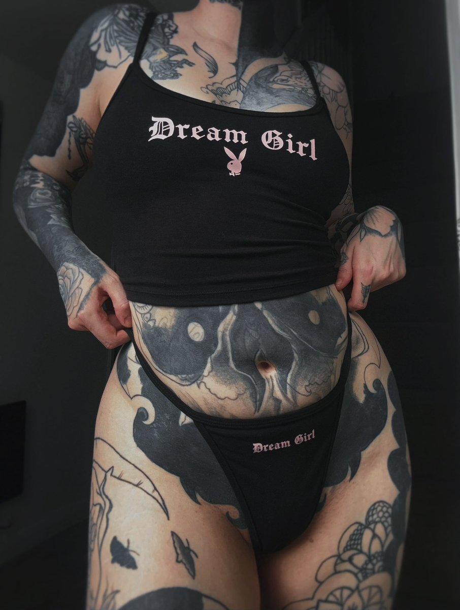 yourdadsfavsnac's tweet photo. Am I your Dream Girl?💖 https://t.co/ENniFJzvI9