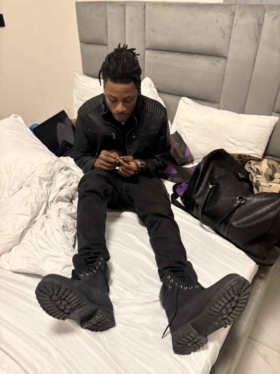 Smoothg_01's tweet photo. POP OUT SZN https://t.co/39biUHtaGV