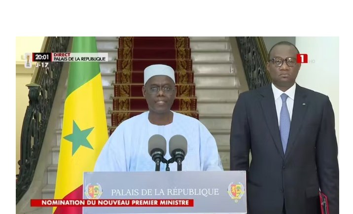 Cleinfos's tweet photo. #Sénégal | Ahmadou Al Aminou Mohamed Lo a été nommé Premier ministre le lundi 24 mai par le président Bassirou Diomaye Faye,trois jours après le limogeage d’Ousmane Sonko. Économiste et spécialiste des questions financières membre du gouvernement depuis avril 2024.
#Clesinfos https://t.co/zqjinZrbjk