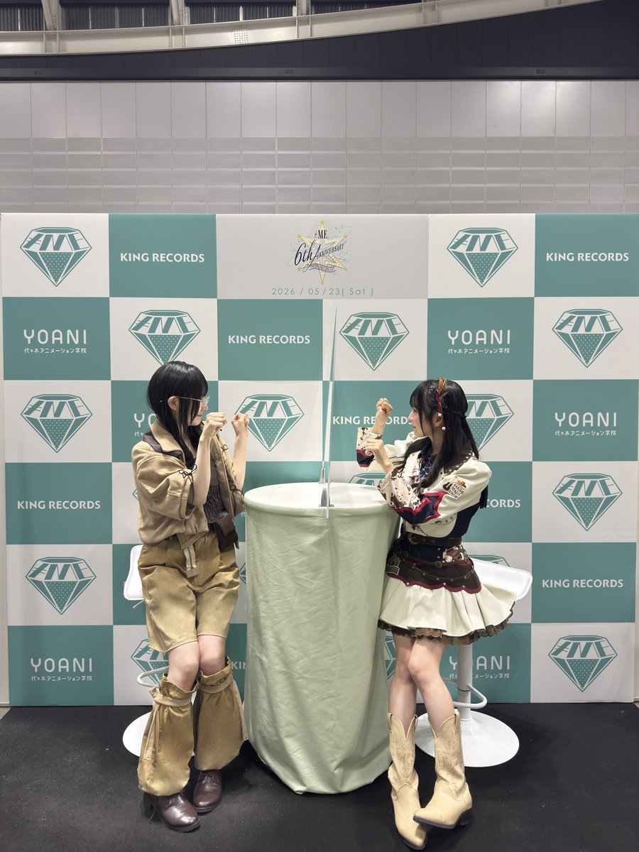 coco__skr's tweet photo. 2ショ会で永田詩央里さん初めましてでしたが、可愛さと緊張とスタッフさんのテキパキとした流れに圧倒されほぼ何も話せない中、4枚も写真を撮っていただいた会となりました……挙動不審すぎてほまに……ありがとう…… https://t.co/IeyUxjy8Fa