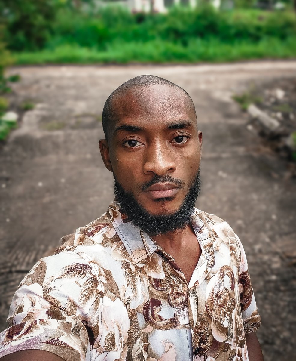 Stan Uwalaka | Expert Brand Designer tweet media