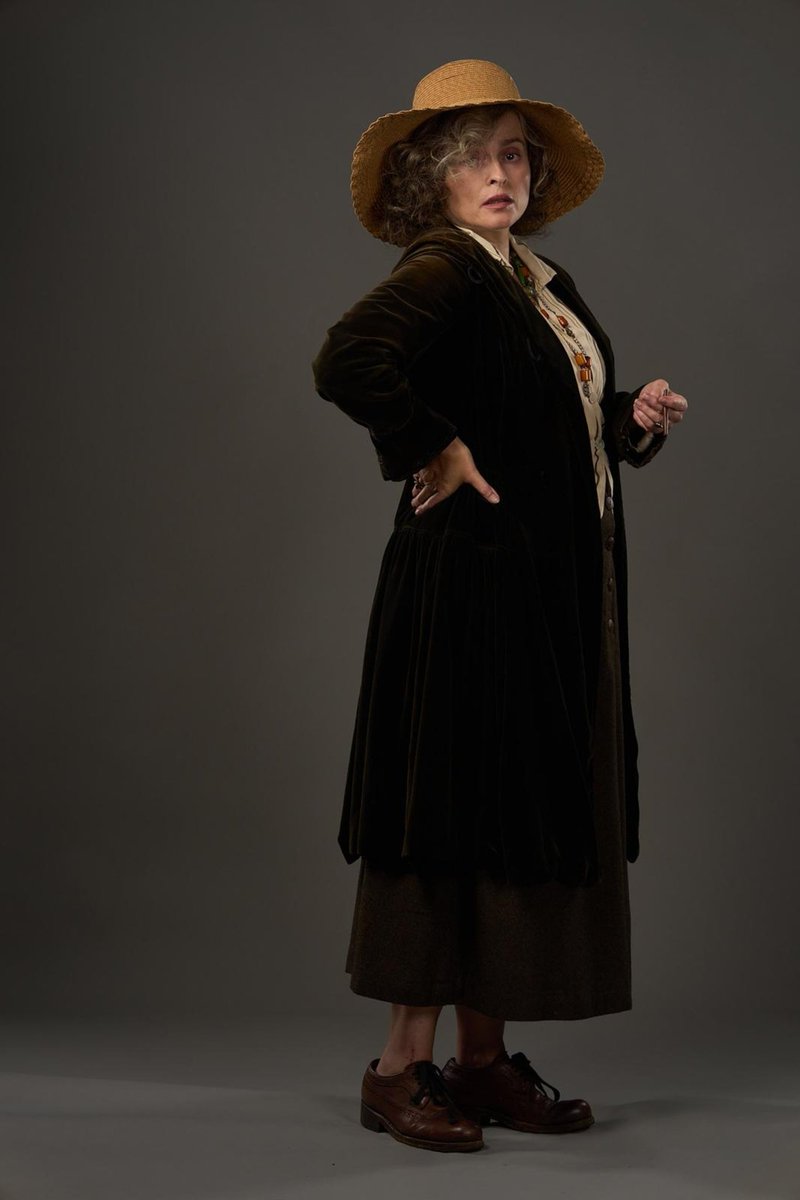 badposthbc's tweet photo. 📸 | Promotional photos of Helena Bonham Carter for Agatha Christie’s Seven Dials. https://t.co/NsajpJDXUq