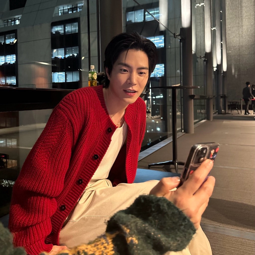 chalrlee's tweet photo. @jj_ooooong 당연이. 드립니다. 저히 같이 엔조이해요 🤭🥰 https://t.co/UvBzqSQDHt