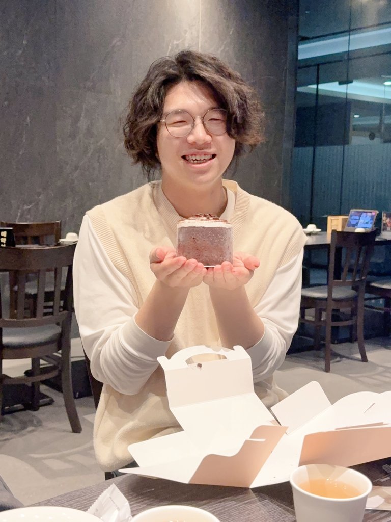 마라 (후 tweet media