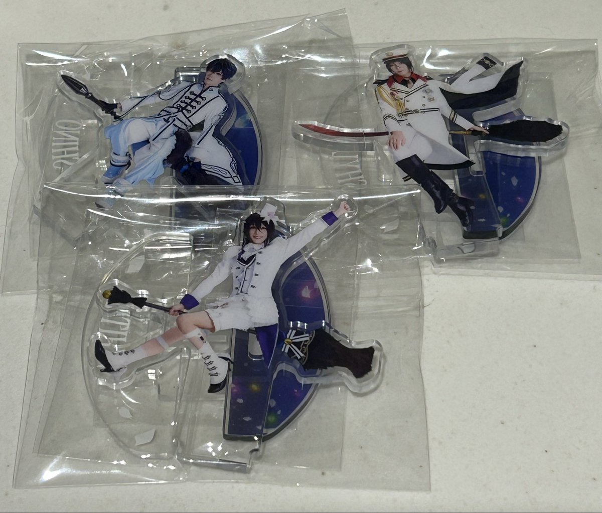 s___fu_m's tweet photo. 【交換・譲渡】舞台 魔法使いの約束 後編 
まほステ ランダム ゆらゆらアクリルスタンド　アクスタ

譲 ホワイト シャイロック シノor定価

求 画像参照（シノはミスラorアーサー、複数のみ） https://t.co/THESubo7mA