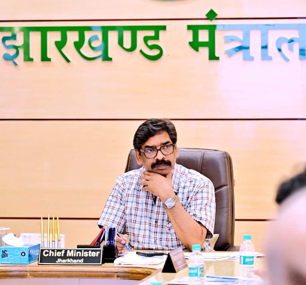 Hemant Soren tweet media