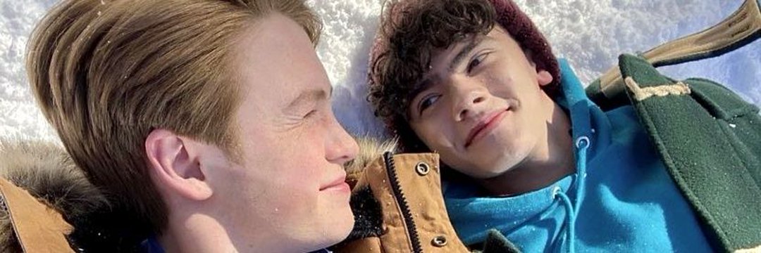 Litacomentando's tweet photo. “if you had to prove evidence for soulmates, everyone would pick you two.”🍂❤️ https://t.co/fLNRkXlhaW