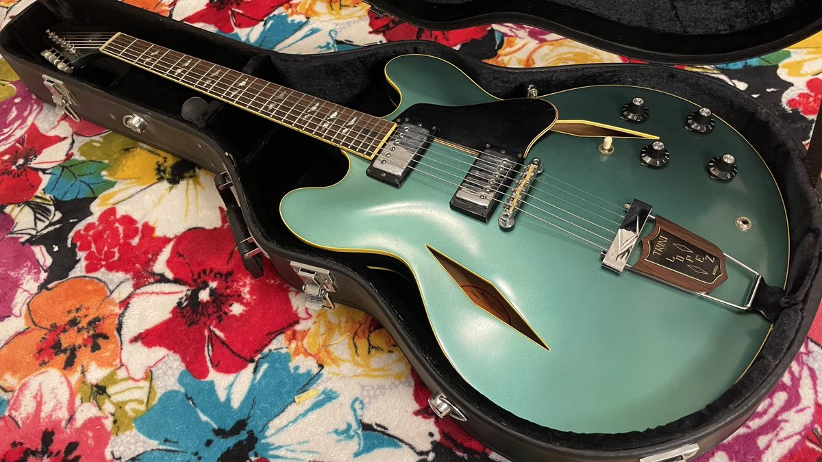 guitaristokuno's tweet photo. my new gear...

Gibson 1967 TRINI LOPEZ

遂にビンテージギブソンをお迎えしてしまいました...🥹
ペルハムブルーがカッコ良すぎて購入不可避でした🤤✨✨

渋谷ナンシー、店長さんがめっちゃ気さくで優しくて良いお店でした❣️
ありがとうございました😍 https://t.co/0iw8J3cr07