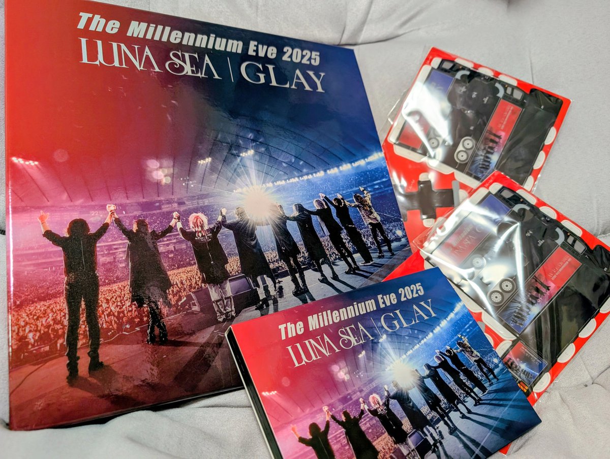 chie_yasu's tweet photo. ミレイブ届いた🌕️

あの日私は、四方Buddyさんに囲まれドキドキしてたなー💓 https://t.co/K6jHSY8Dsf