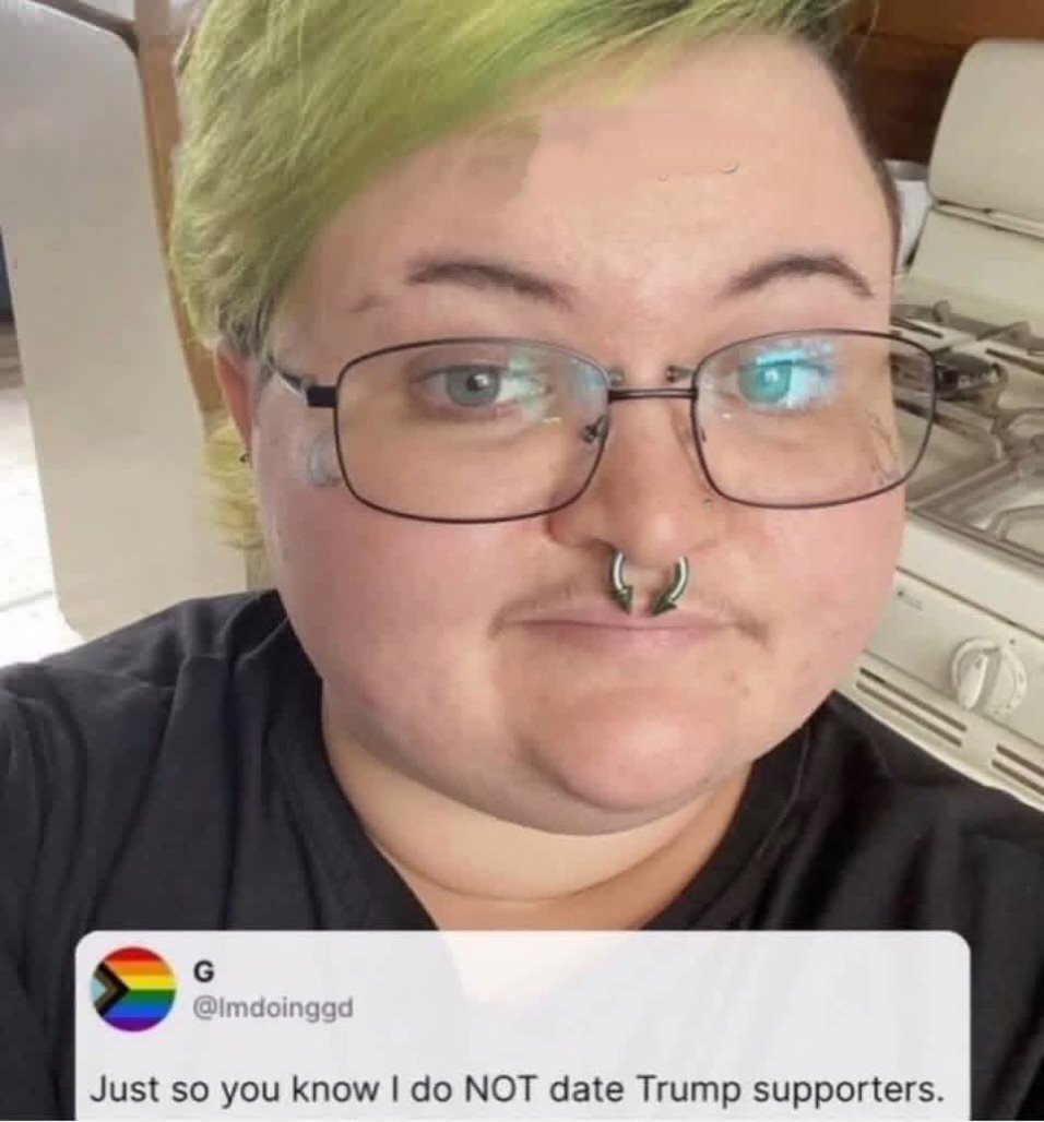 𝚁𝚘𝚜𝚜𝚢 🌹 tweet media