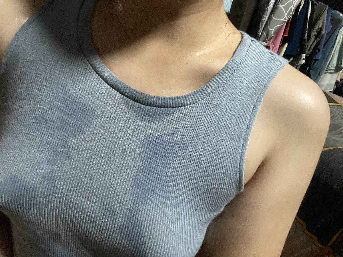 NoOneStory's tweet photo. ไม่นับละเนอะ ..

ออกตามอารมณ์ 😂 https://t.co/6alrFSFoFw