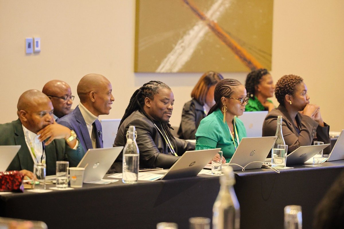 nicd_sa's tweet photo. The 18th cohort of the Advanced Field Epidemiology Training Programme comprised eight dedicated public health professionals, all of whom had the opportunity to present their research at the completion ceremony today.
@SA_FETP https://t.co/7BzAXgkgvP