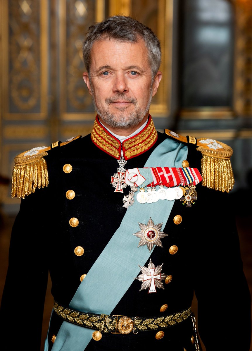 IndiainDenmark's tweet photo. På vegne af Indiens regering og befolkning samt på egne vegne sender Indiens Ambassade i København sine varmeste hilsner og bedste ønsker til Hans Majestæt Kong Frederik X i anledning af hans 58-års fødselsdag.

Indien værdsætter de dybe og langvarige venskabsbånd med Kongeriget Danmark og ser frem til fortsat tæt samarbejde om yderligere at styrke gensidige. stærke partnerskab mellem Indien og Danmark. #IndiaDenmark #KingFrederikX
@detdanskekongehus, Kongehuset 

On behalf of the Government and people of India and on its own behalf, the Embassy of India, Copenhagen extends its warm greetings and best wishes to H.M. King Frederik X on the occasion of his 58th birthday.

India deeply values the warm and enduring ties of friendship with the Kingdom of Denmark and looks forward to working together for further strengthening the strong and mutually beneficial partnership between India and Denmark. #IndiaDenmark #KingFrederikX