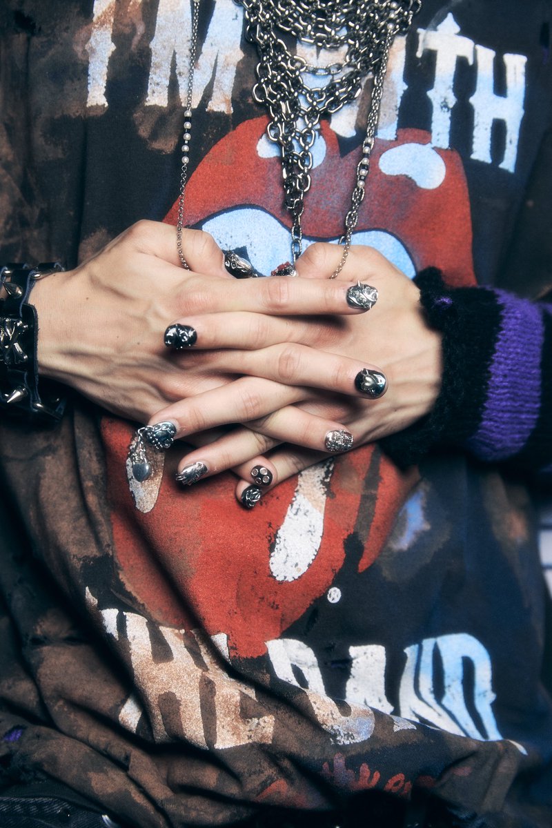 looke_world's tweet photo. ⛓

CHAIN

OFFICIAL KV
28.05.2026
6 PM (GMT+7)

#CHAIN_PIDE
#PIDEmonthapoom
#GELBOYS
#LOOKE https://t.co/ccloBavV20