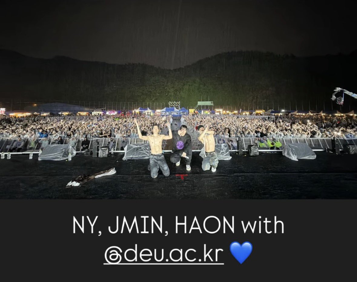 haonic's tweet photo. 00 KC. 2 nya sumukan, 1 nya anak pesantren.
thanks for having us. 💙

@haonic @jminotleave @NOWIMYOUUNG https://t.co/4xNMa0XCkS