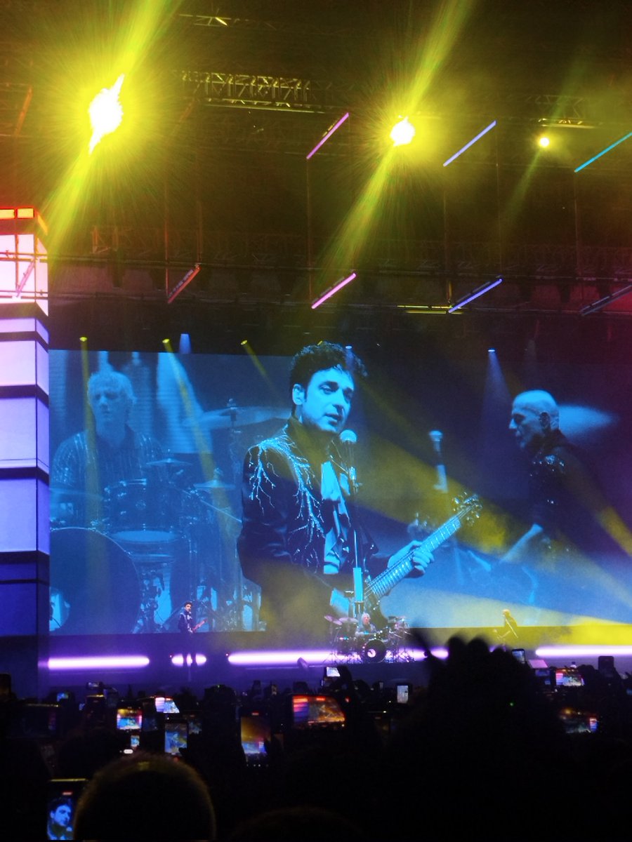 taeven vió a soda stereo tweet media