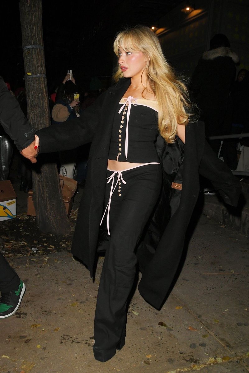 sabrina carpenter gallery tweet media
