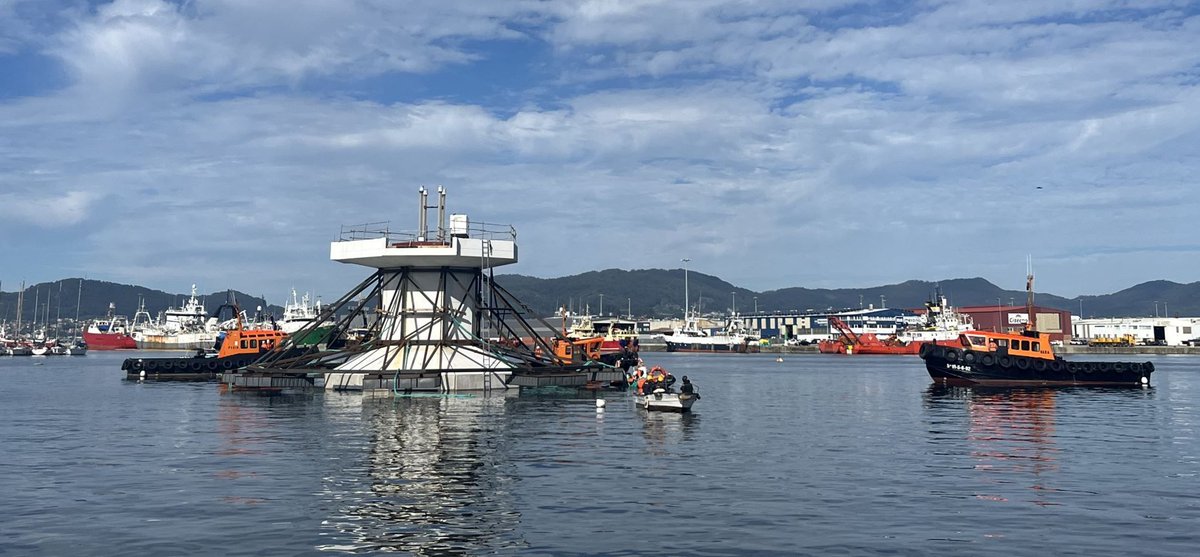 IPesqueras's tweet photo. 🌅 #PeiraosdoSolpor: eco-ingeniería para crear un mirador con vistas a la profundidades de la ría de #Vigo.
👉🏼 Objetivos, dimensiones, resultados, reconocimientos y operativa de traslado del proyecto del @PuertodeVigo.
🔹Adelanto #Freemium:
https://t.co/oy8A0iOZkE https://t.co/dg1DwGbTht