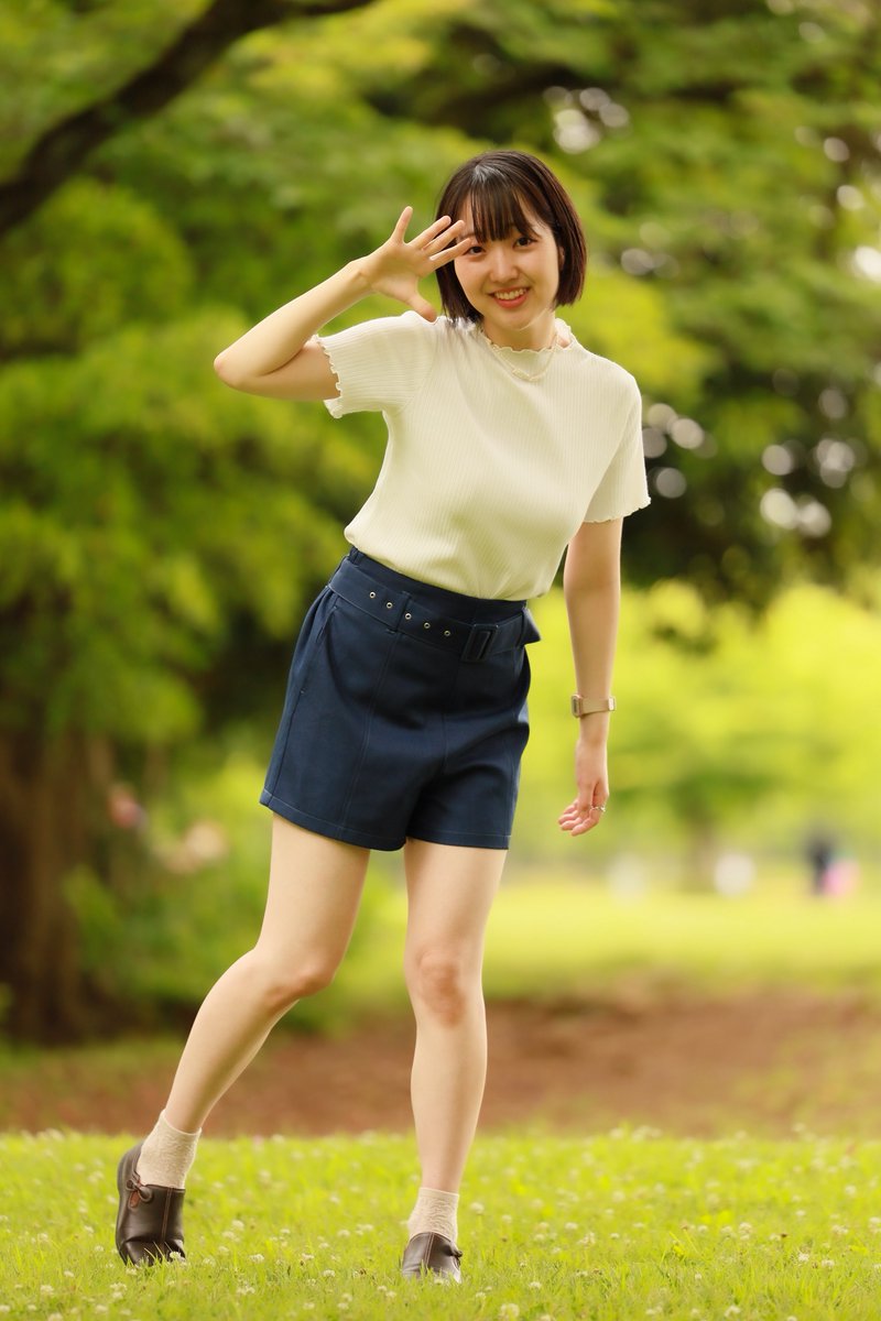tapitapi315's tweet photo. 新緑とバラ🌹

とてもかわいいモデルさん

Model:藪内はる様
@halhal_play https://t.co/J7efpC8AuO