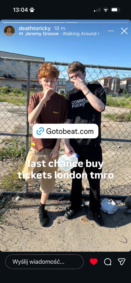 MOESHOT tweet media