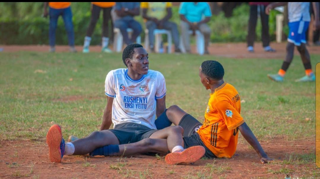 NhsLeague's tweet photo. We have our sitting competitions 🤣😅💪 and @FcOmuzingo FC came up as winners 🏆 second in row was @AmalaFC2017_23 .
Football is not Ludoooo 🤣 🙌 https://t.co/u50Pm9RlE5