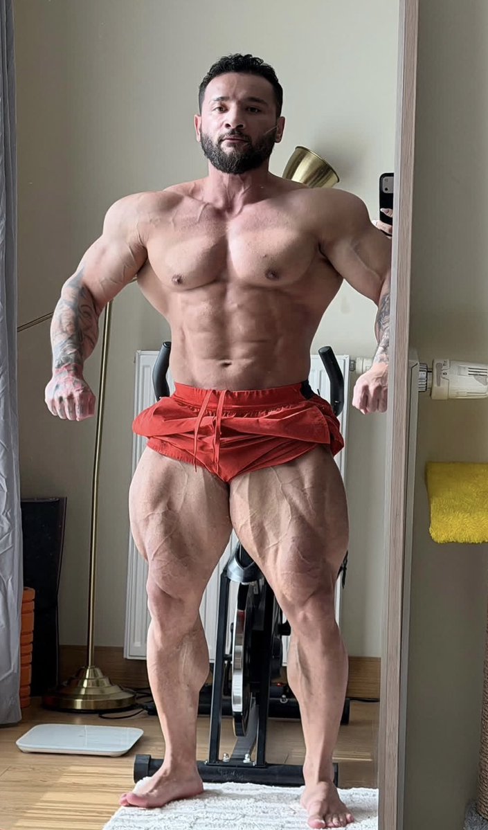 MuscleJacking tweet media