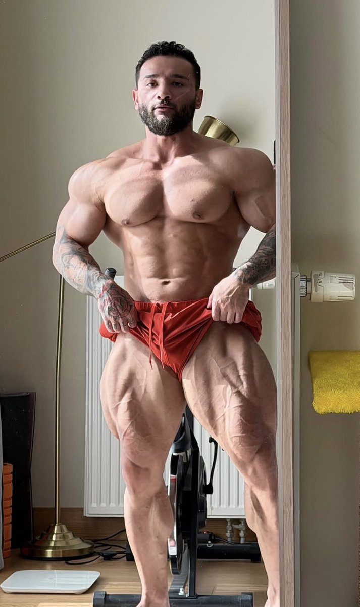 MuscleJacking tweet media