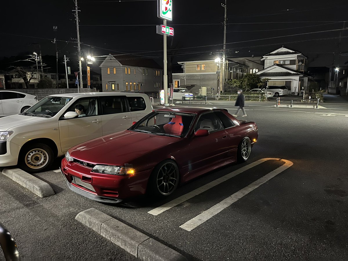 だれおまえ tweet media
