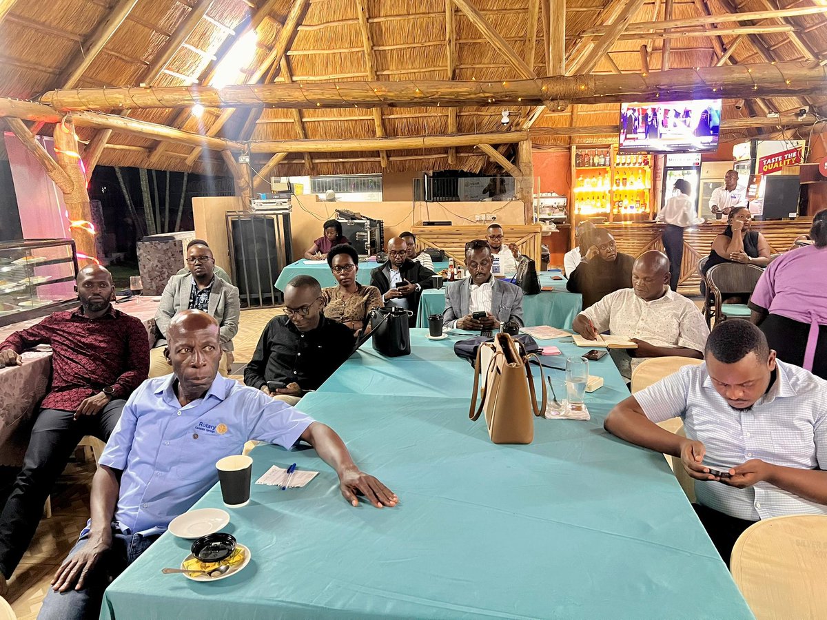 KlaSpringers's tweet photo. Great conversations, fresh perspectives, and one clear message—partnerships make everything stronger. Last Thursday’s fellowship reminded us that when we work together, impact goes further 💙 https://t.co/7wa3azWN7N