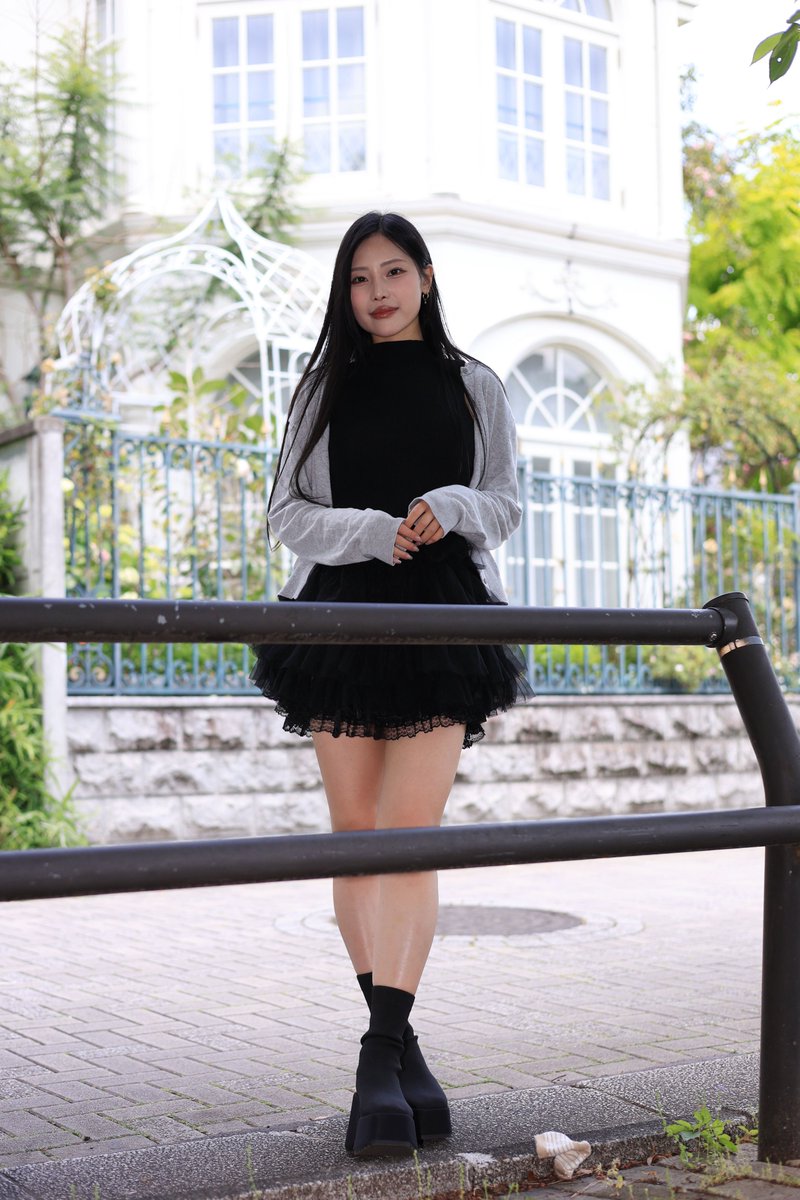 terstar1's tweet photo. モデルさん
#Luna（るな） @luna_____cc
リクエスト撮影           1/2
2026年5月     
#美脚 #ポートレート #全身美
#EOS_R8 RF35mmF1.8 MACRO IS STM, RF50mmF1.8 STM https://t.co/2uFuPAdKLT