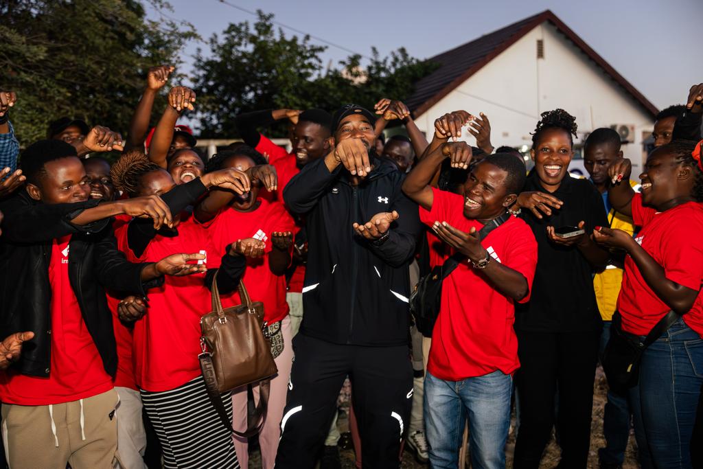 JitoKayumba's tweet photo. A recent pop-up Masterclass on the streets of Lusaka for Imisepela beneficiaries brought out an exchange of knowledge and strategies for better entrepreneurship in our communities. #DripUniversity https://t.co/ENJqXCMiFr