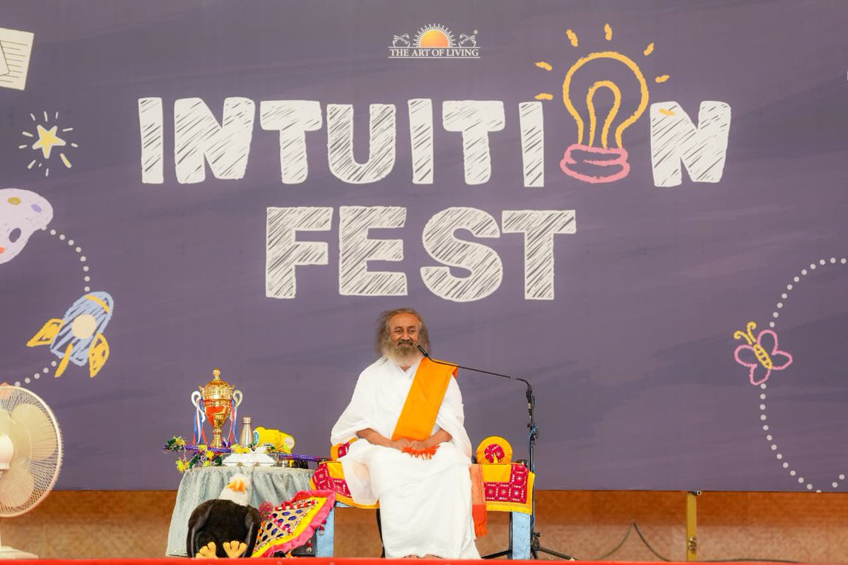 Gurudev Sri Sri Ravi Shankar tweet media