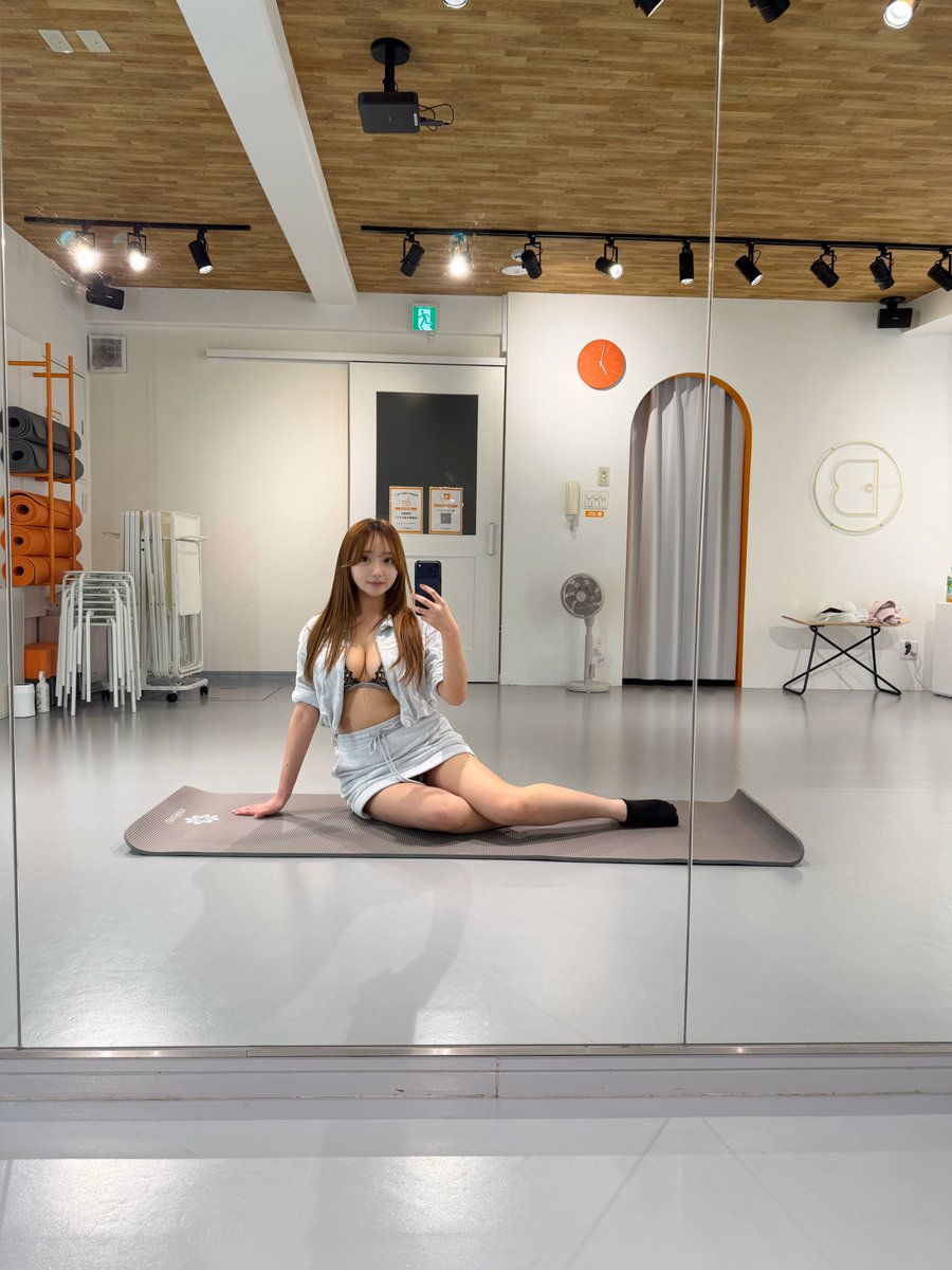 モカ tweet media