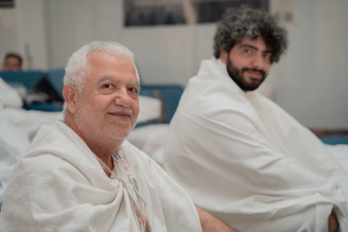 zainyhajj's tweet photo. #يوم_عرفه
#حج_1447هـ 
#حيّاكم_الله
#المشاعر_المقدسه

نرافق ضيوف الرحمن بالعلم والإرشاد، ليؤدوا مناسكهم بقلبٍ مطمئن وروحٍ عامرة بالإيمان. 🤍 https://t.co/ZXX3RXplLZ