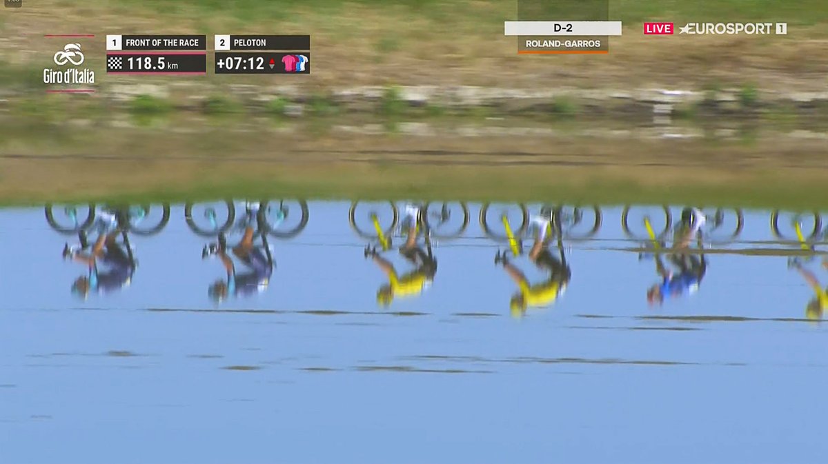 323K13L's tweet photo. Giro d’Italia 2026 — Stage 13🇮🇹
Alessandria → Verbania
moments of beauty &amp; chaos

#GirodItaliaᴿᴾ https://t.co/nyH9ucjyva