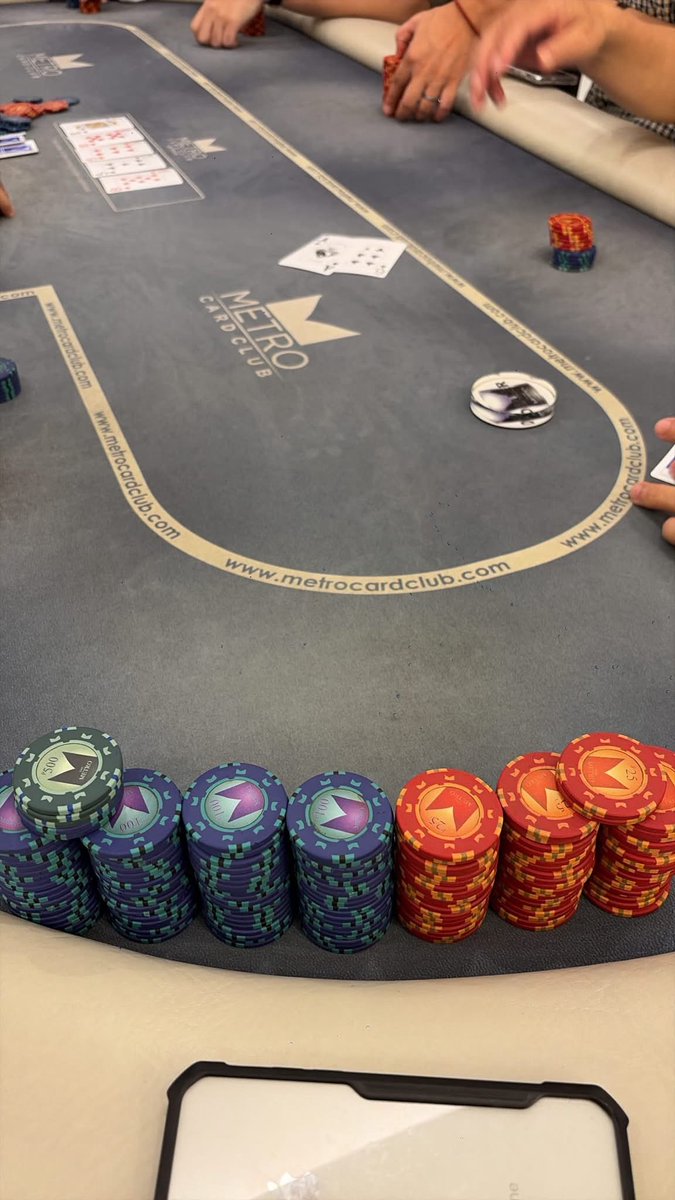 MonPablo's tweet photo. NLH/PLO https://t.co/MwNjPgKBGH