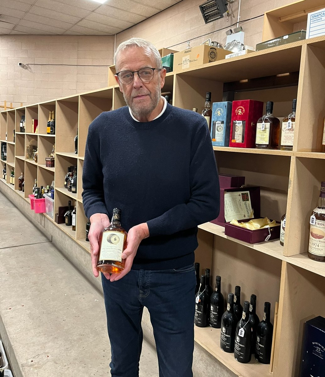 Auctionwint's tweet photo. Our next weekly Lichfield auction takes place on June 1st and includes 49 lots of fine whisky, wine and cigars.

🥃 Highlights include:

Dun Eideann 22 Year Old — distilled 1967, bottled 1990 (£350–£450)
Glen Mhor 1969 (£350–£450)
Glenglassaugh 1973 (£200–£250)
Glenmorangie 10 Year Old Natural Cask Strength — 60.0% ABV (£200–£250)

View the catalogue online now:
https://t.co/T4DZY8mD5G