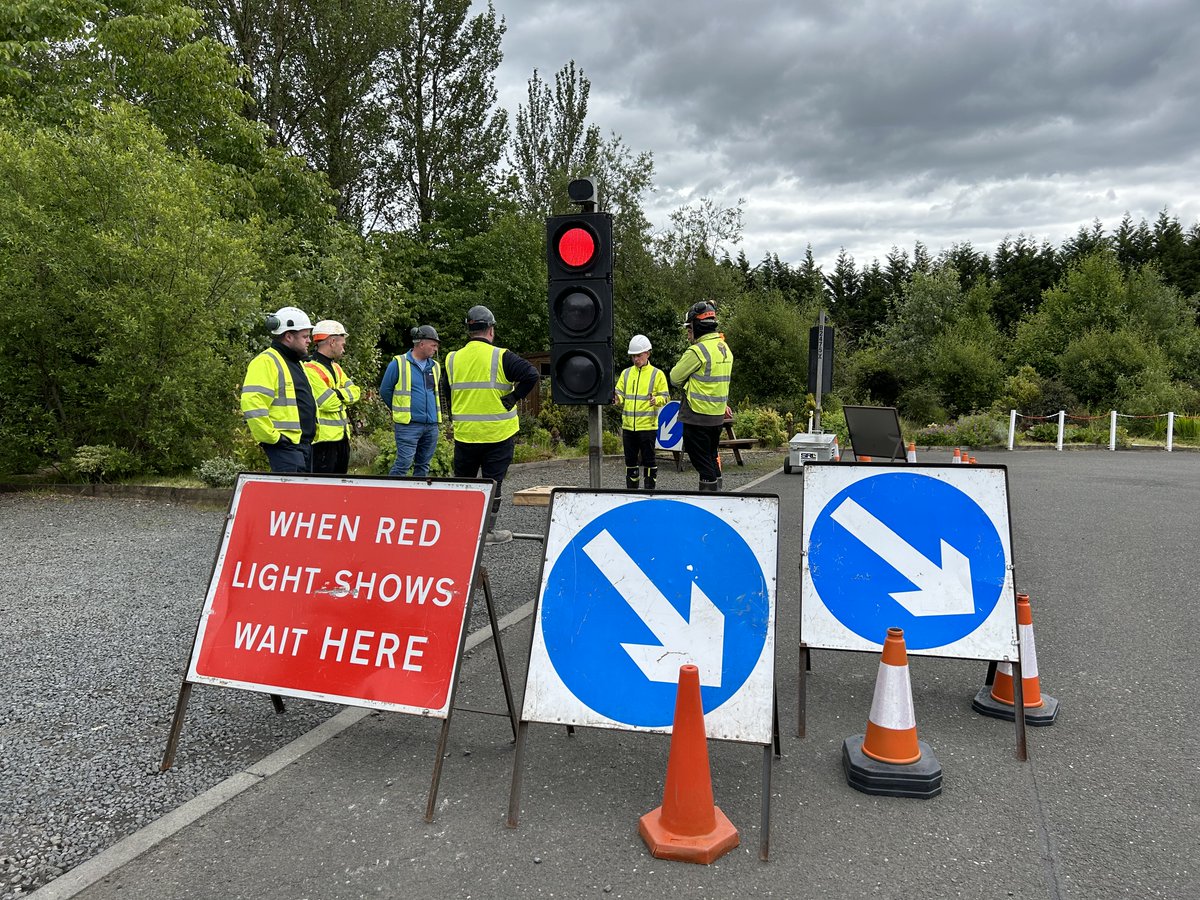 McCraeTraining's tweet photo. Do you like roads? Of course you do! 

Do you like the North of Scotland? Why wouldn't you! 

You'll love our Street Works Re-assessment taking place in Dingwall

And if you don't? We have never considered that possibility. 

Book here: 

https://t.co/kWOTQQ1g4j https://t.co/V6pqI3CPmb