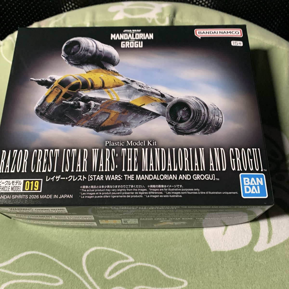 Terute_43's tweet photo. レイザー・クレスト　　買っちゃいました。
　以前買った　N-1スターファイターと揃いました😄

作りたいけど　作るの勿体ない気もするし　悩みます⁉︎

#MANDALORIAN https://t.co/CWE26CLKvk