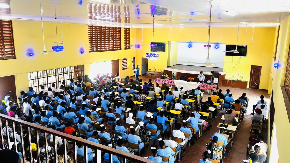 nys_sl's tweet photo. *** 26/5/2026 Highlight***
📍 Today’s Spotlight from the National Youth Service (NYS)🇸🇱

ED Onanah Jalloh.   and his team engaged cross section of final year students of EBK Makeni Campus  as part of our ongoing nationwide campus sensitization drive.
🌐https://t.co/1zsqDxz6vU🇸🇱 https://t.co/Jwqk73fZQ2